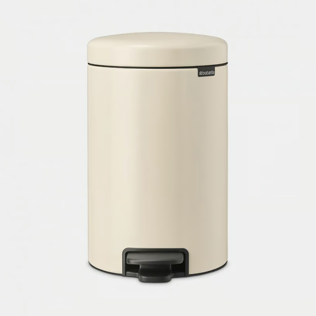 Avfallsbehllare Brabantia soft beige 12 liter frn Sjbloms